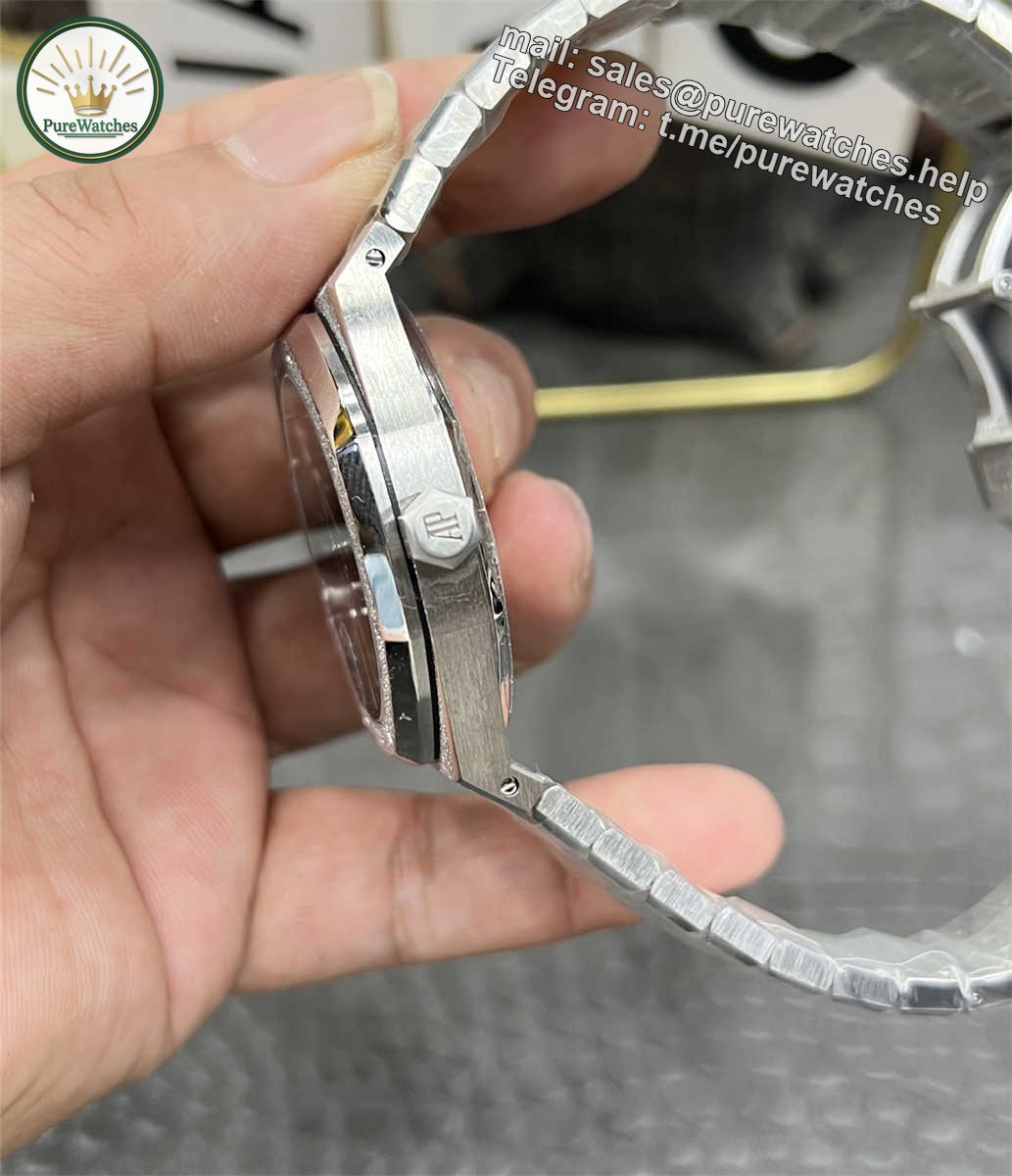 APS Factory Audemars Piguet 15500 Replica Frosted Gold – 41mm Blue Dial Mod with Cal.4302 Integrated Movement - Image 5