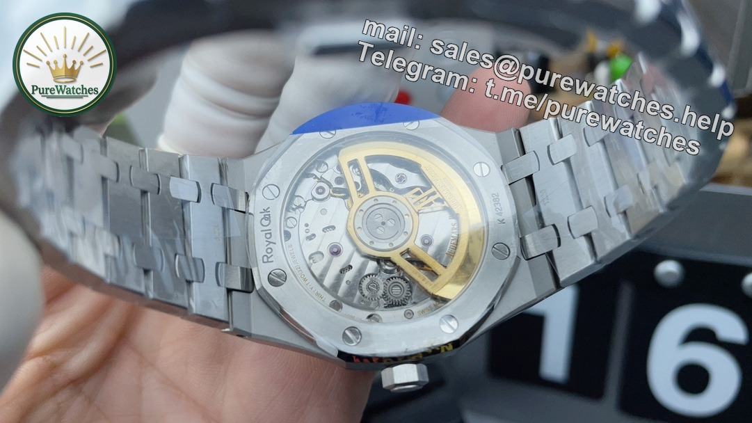 Audemars Piguet 15510 White — Royal Oak 41mm Stainless Steel with White Dial - Image 7