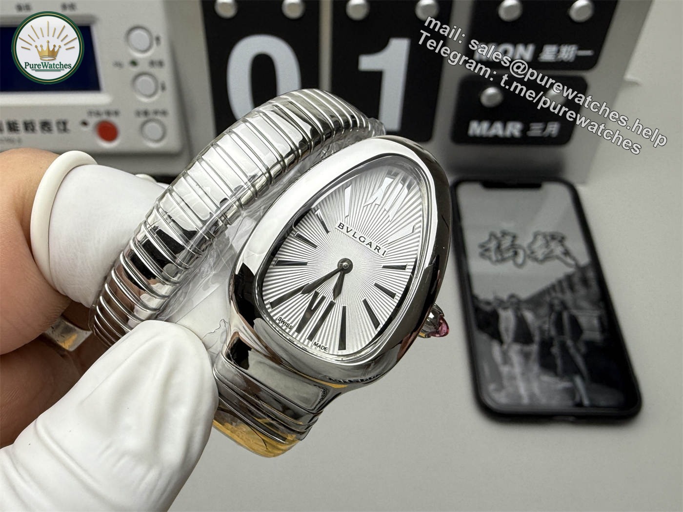 Bvlgari Serpenti 101828 Replica – White Dial Steel Ladies Watch - Image 4