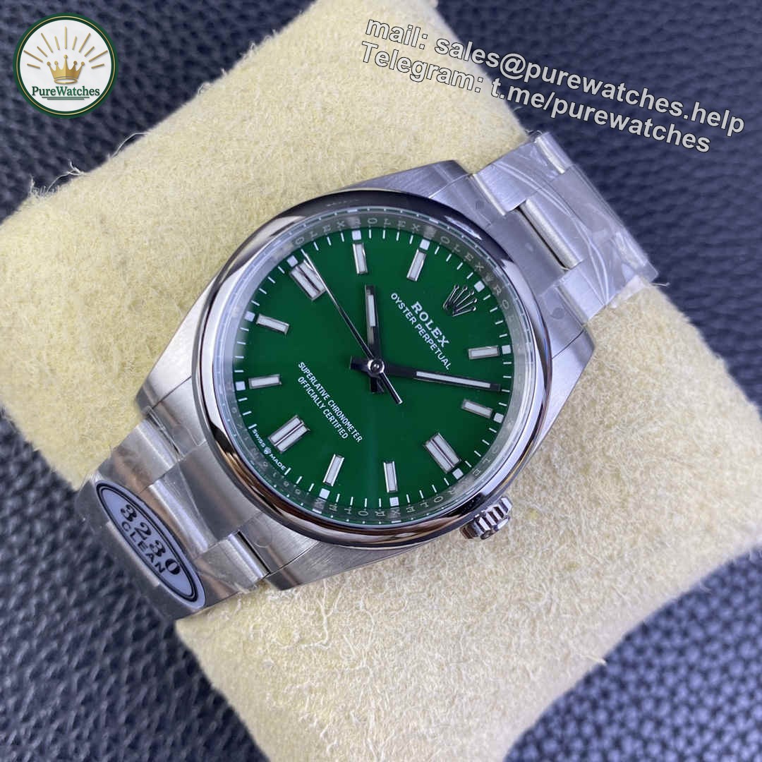 Clean Factory 126000-0014 Oyster Perpetual 36 Green Dial Replica - Image 3