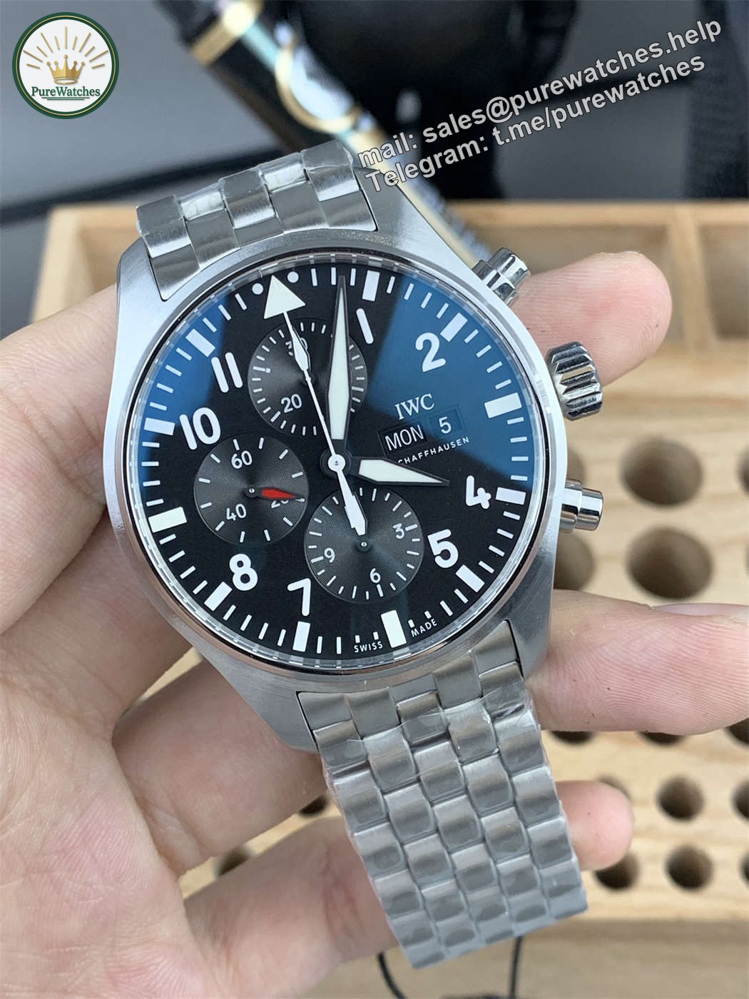 IWC Pilot IW377710 Replica – 43mm Black Dial Steel Chronograph - Image 3