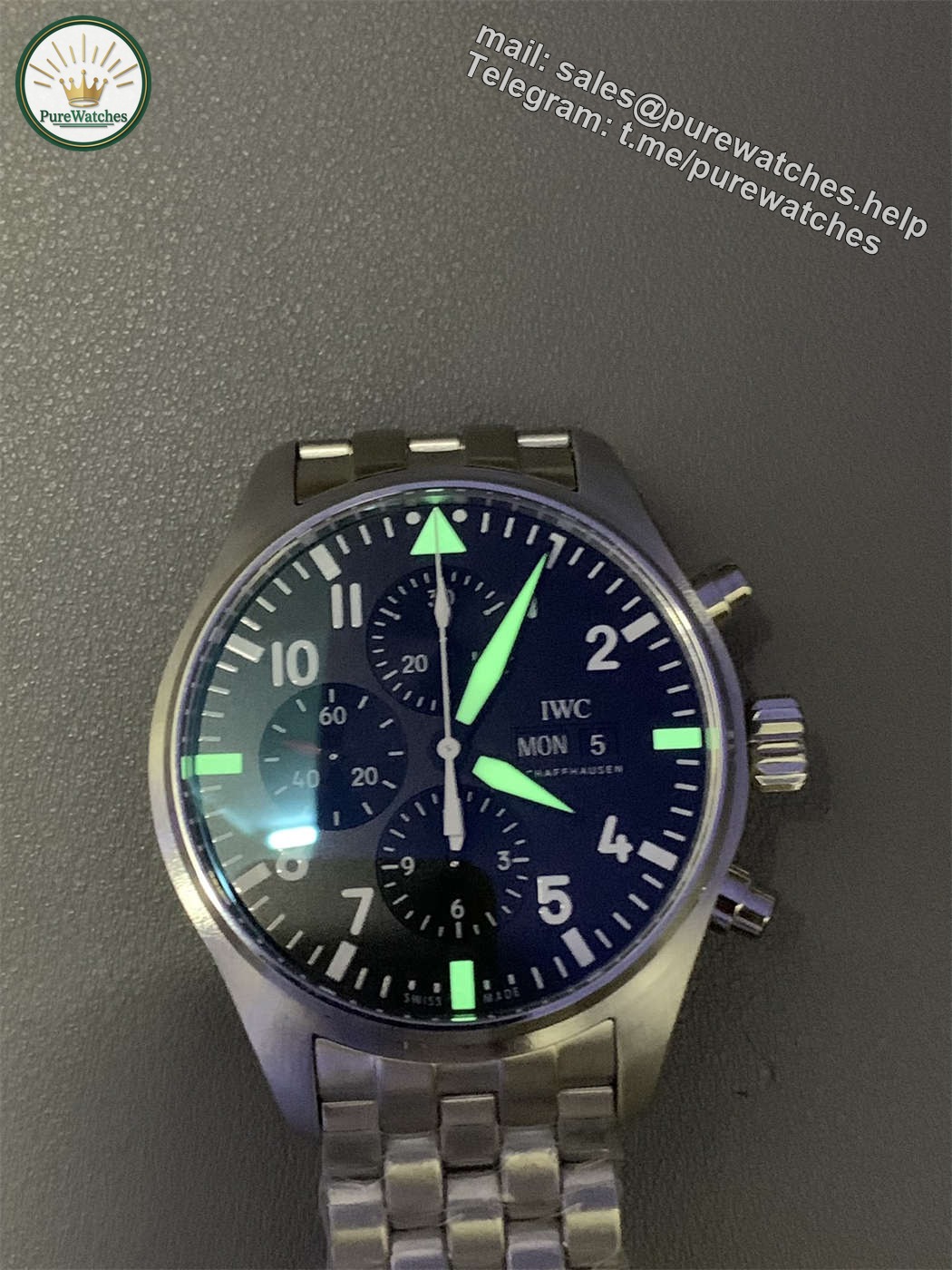IWC Pilot IW377710 Replica – 43mm Black Dial Steel Chronograph - Image 9