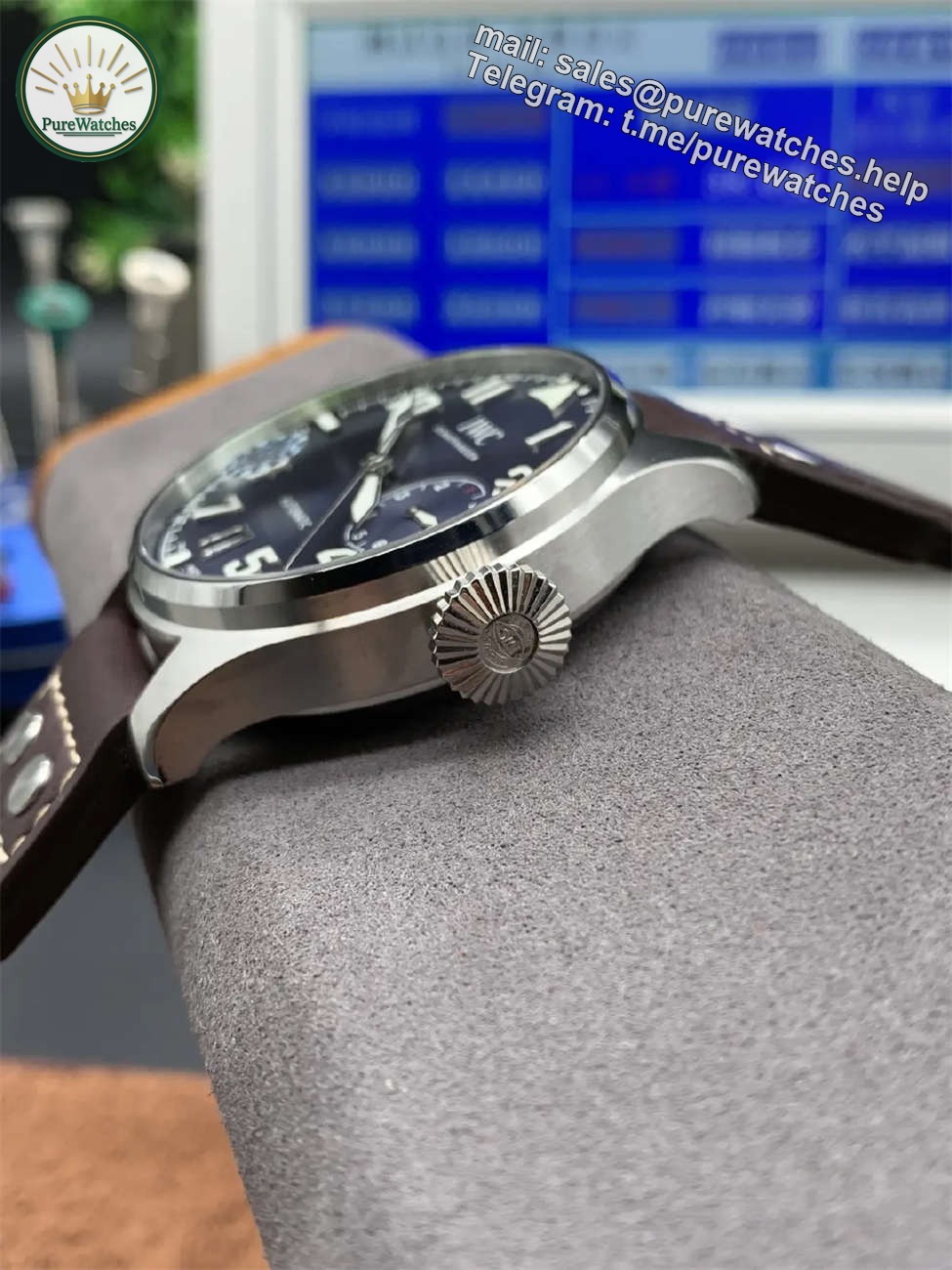 IWC Pilot Watch IW500908 Replica by ZF Factory – Premium Big Pilot 46mm Blue Dial Edition - Image 3