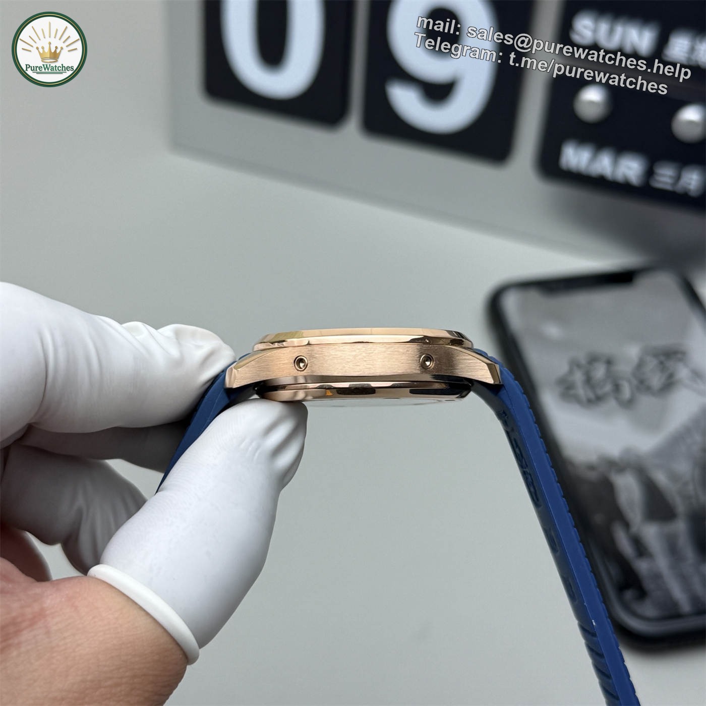 Patek Philippe Aquanaut 5261R Replica – 39.9mm Rose Gold Annual Calendar - Image 8