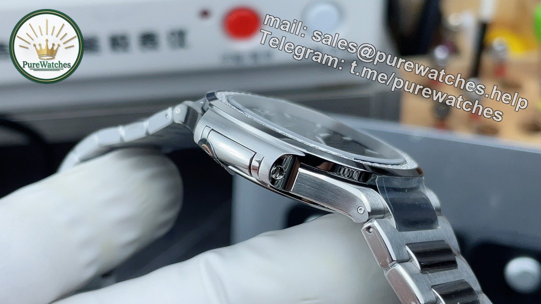 Patek Philippe Nautilus 7118 Replica – Grey Dial Diamond Bezel Ladies Watch - Image 5