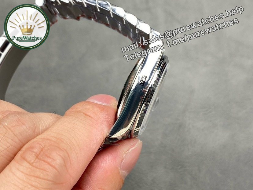 QF Factory Rolex Day-Date 36 – 36 mm White Gold Blue Dial Ladies Watch - Image 3