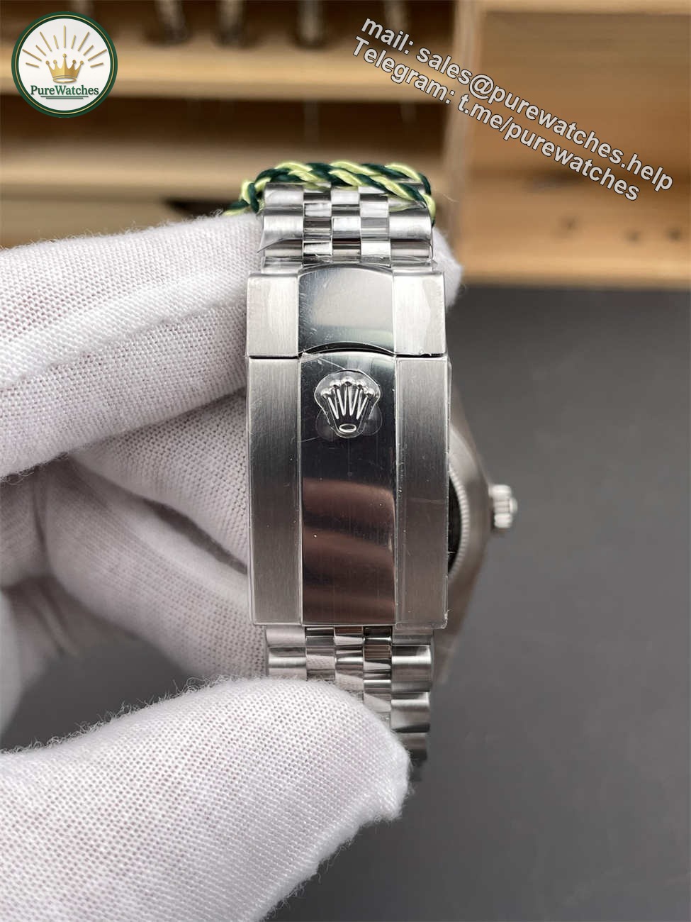 Sky Dweller Blue Dial Replica – ZF Factory 42mm Steel Automatic with Jubilee Bracelet - Image 7