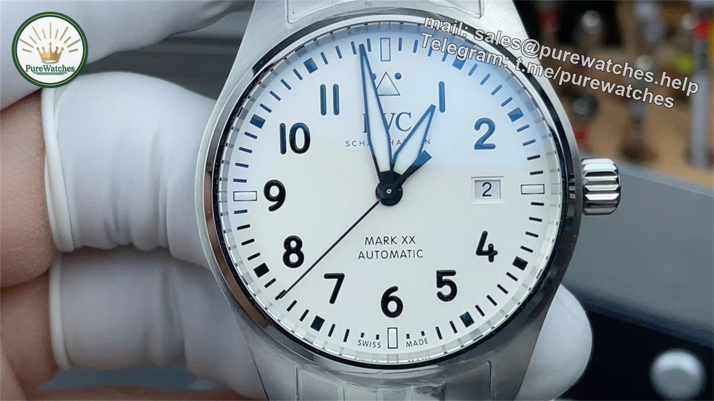 V7 Mark 20 IWC Pilot IW328208 White Dial Bracelet Edition – The Ultimate ‘NWBIG’ Super Clone - Image 3