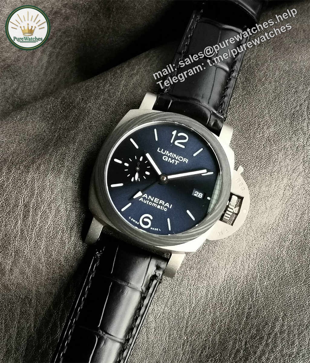 VSF Panerai PAM01279 – 42mm Titanium Luminor GMT Blue Sunburst Dial Replica - Image 3