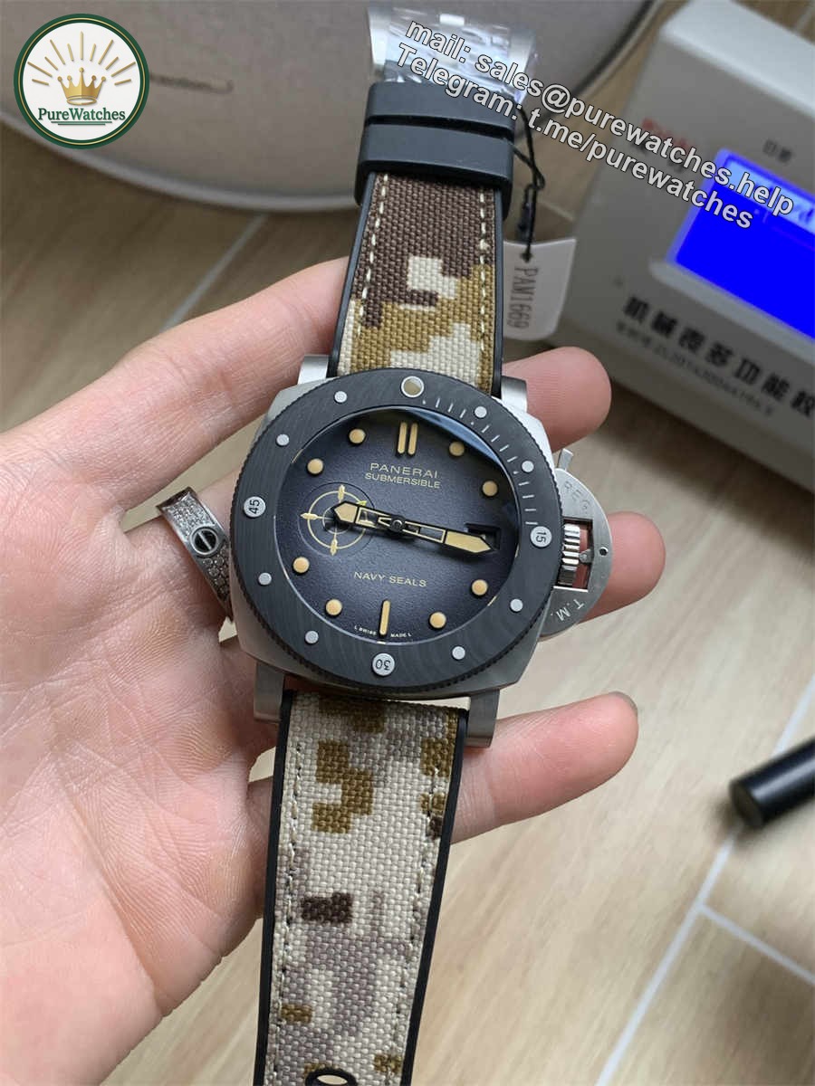 VSF Panerai PAM1669 – 47mm Submersible Navy SEALs Limited Edition Replica - Image 3