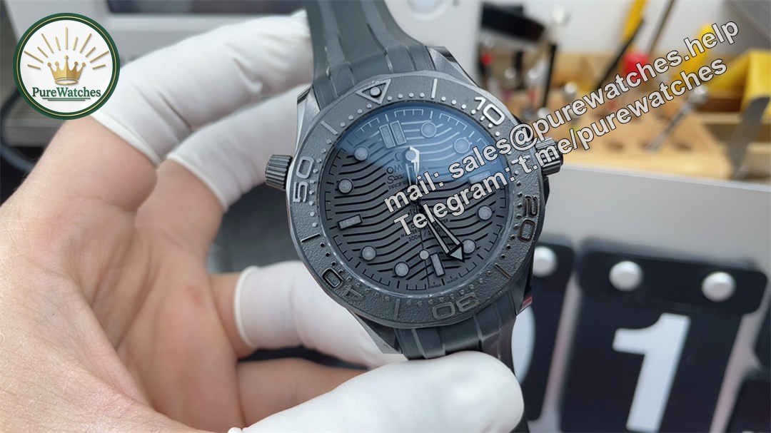 VSF Seamaster 300M Black Ceramic Replica – 43.5mm Full Black Diver Watch