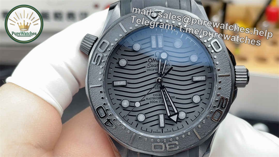 VSF Seamaster 300M Black Ceramic Replica – 43.5mm Full Black Diver Watch - Image 3