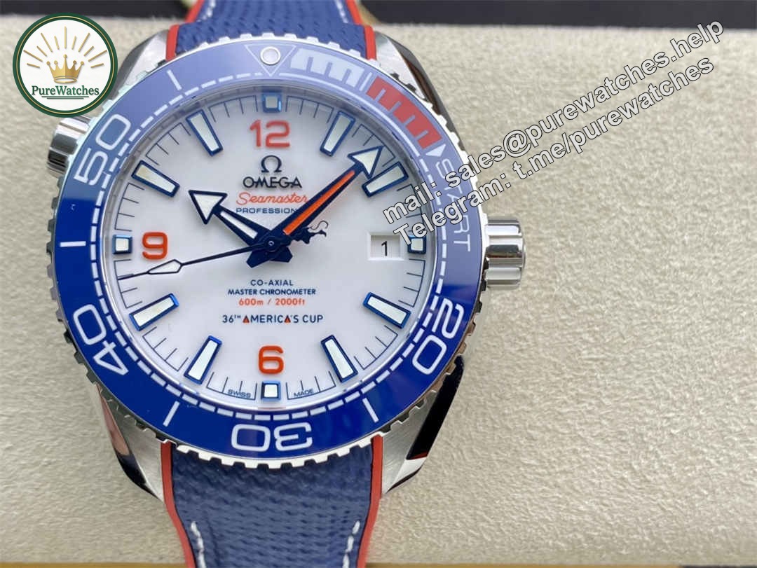 VSF Seamaster 600M America’s Cup Replica – 43.5mm Stainless Steel Diver Watch