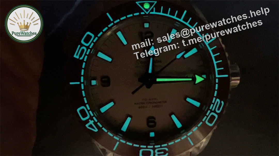 VSF Seamaster 600M Desert Yellow Replica – 43.5mm Stainless Steel Diver Watch - Image 2