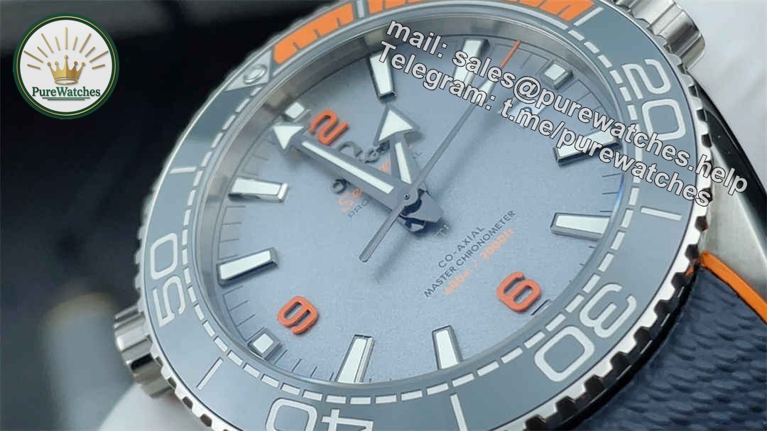VSF Seamaster 600M Grey Orange Replica – 43.5mm Titanium Diver Watch - Image 9