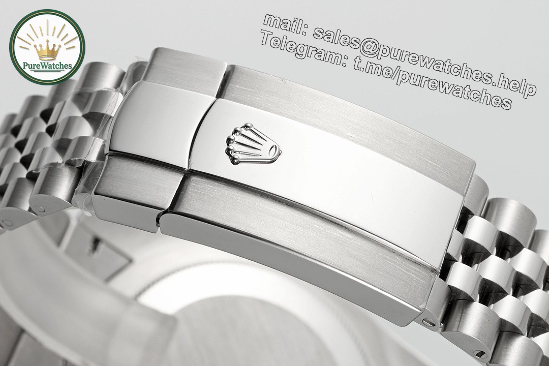 ZF Sky Dweller 336934 Replica – Black Dial Stainless Steel Sky-Dweller - Image 8